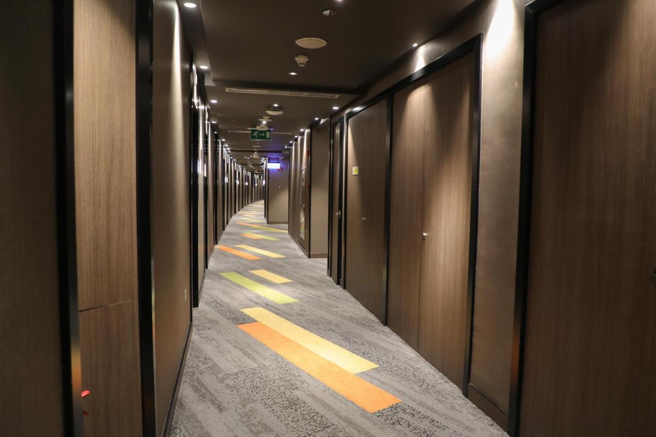Abu Dhabi Airport Hotel T1 International Departures ภายนอก รูปภาพ