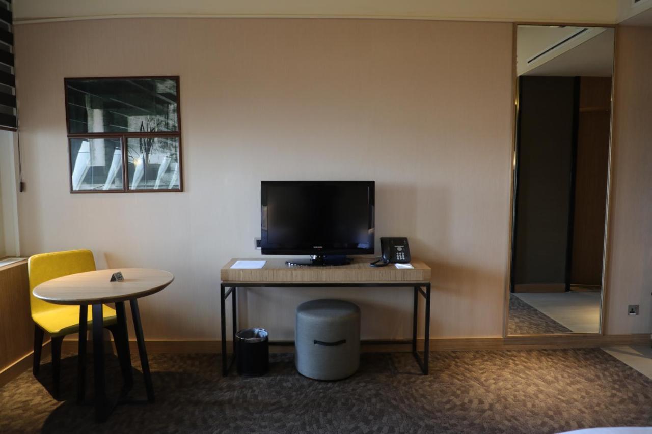Abu Dhabi Airport Hotel T1 International Departures ภายนอก รูปภาพ